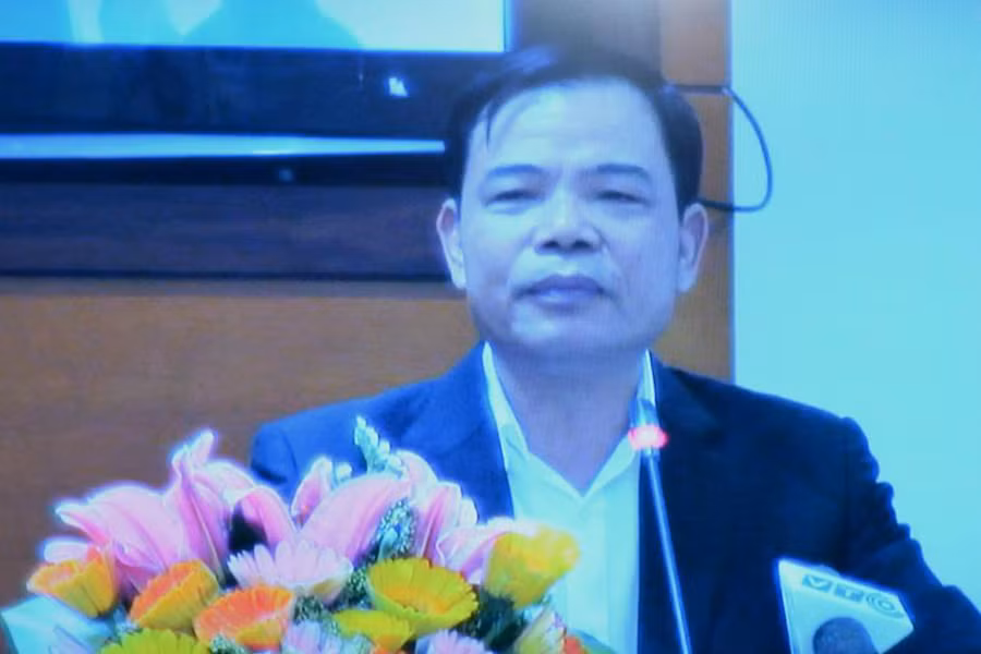 Đồng chí Nguyễn Xuân Cường-Bộ trưởng Bộ Nông nghiệp và PTNT chủ trì hội nghị.