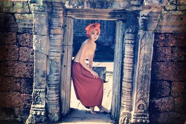Chính quyền Campuchia cấm du khách mặc thiếu vải, hở hang khi tới thăm Angkor Wat Chính quyền Campuchia cấm du khách mặc thiếu vải, hở hang khi tới thăm Angkor Wat