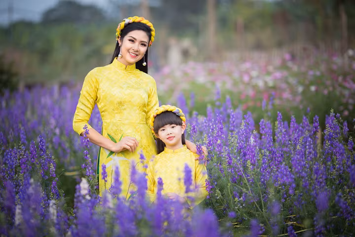 Ngọc Hân cho biết, năm qua, cô đã đẩy mạnh việc thiết kế áo dài, đặc biệt là dành cho đối tượng trẻ em.