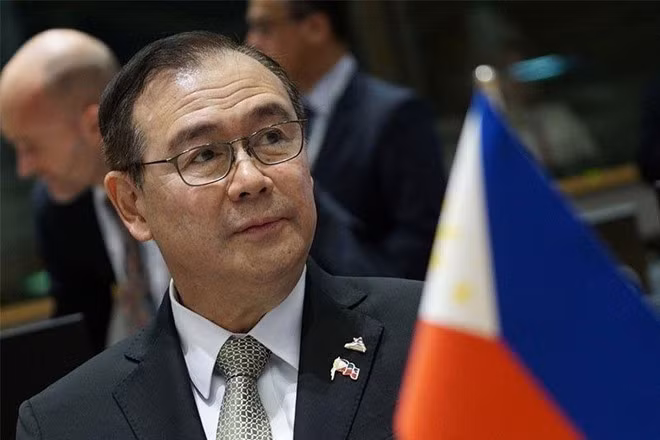  Ngoại trưởng Philippines Teodoro Locsin thông báo về việc phản đối Trung Quốc trên Twitter sáng 13/6. Ảnh: PhilStar.