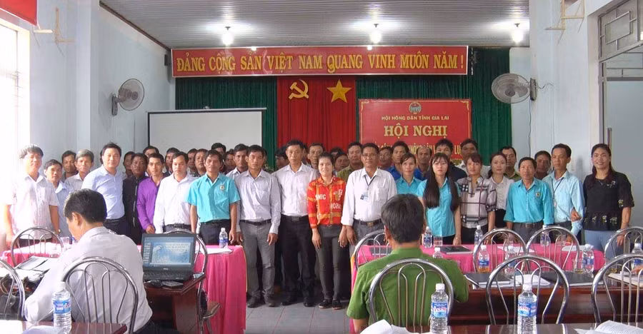 Quang cảnh lễ ra mắt. Ảnh: Hà Phương