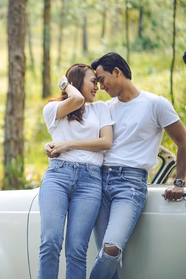 Nhiều khán giả liên tưởng ngay đến hình ảnh tình tứ của cả hai trong bộ phim 'Chị trợ lý của anh'.