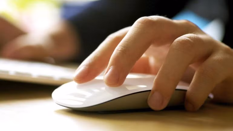 "Click tặc" làm ngân sách quảng cáo của doanh nghiệp bị cạn kiệt nhanh chóng "Click tặc" làm ngân sách quảng cáo của doanh nghiệp bị cạn kiệt nhanh chóng