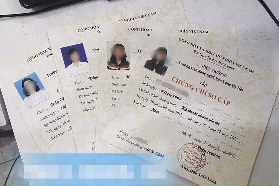 Chứng chỉ nghề thẩm mỹ được cấp dễ dàng và tràn lan theo kiểu alo là có.