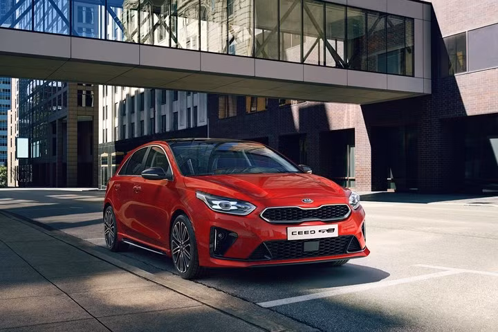 Theo Kia, GT-Line đã được thiết kế riêng để phù hợp với tất cả các điều kiện đường xá tại châu Âu và hứa hẹn sẽ mang lại những trải nghiệm tốt nhất, thoải mái nhất cho người lái.