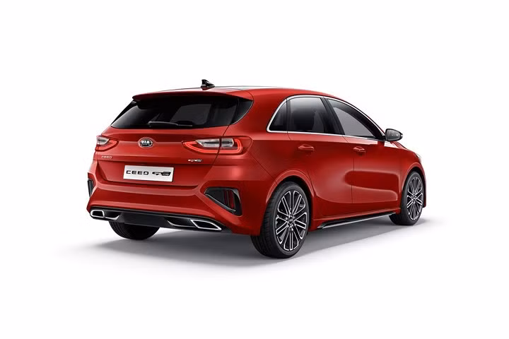  Ngoài ra, còn có một động cơ diesel: CRDi, dung tích 1.6 lít có thể sản sinh công suất 115 hoặc 136 mã lực.