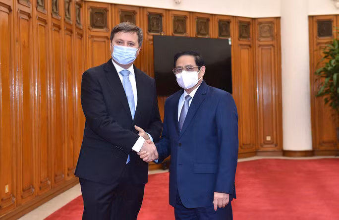 Thủ tướng Phạm Minh Chính tiếp Đại sứ Ba Lan Wojciech Gerwel đến chào xã giao. Ảnh: Nhật Bắc Thủ tướng Phạm Minh Chính tiếp Đại sứ Ba Lan Wojciech Gerwel đến chào xã giao. Ảnh: Nhật Bắc