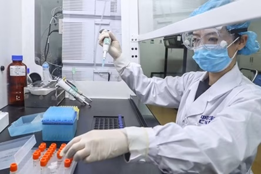  Vaccine COVID-19 dạng hít Trung Quốc vừa cho kết quả thử nghiệm giai đoạn 1 tích cực. Ảnh minh họa. Ảnh: Tân Hoa Xã