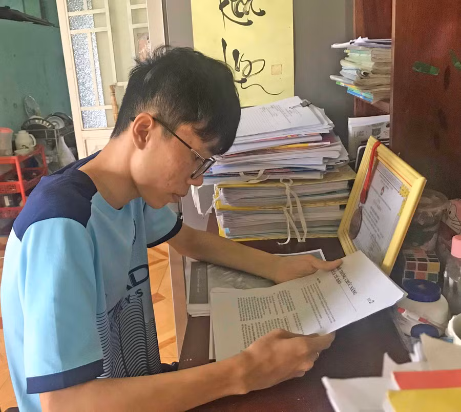 Ước mơ vào Đại học Y Hà Nội của em Trần Duy Kha rất cần sự ủng hộ, tiếp sức của những nhà hảo tâm. Ảnh: Phương Duyên