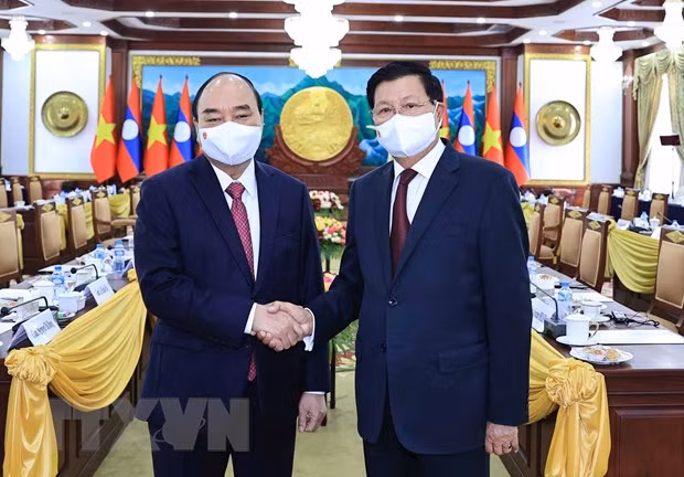 Chủ tịch nước Nguyễn Xuân Phúc và Tổng Bí thư, Chủ tịch nước Lào Thongloun Sisoulith tại buổi hội đàm. (Ảnh: Thống Nhất/TTXVN) Chủ tịch nước Nguyễn Xuân Phúc và Tổng Bí thư, Chủ tịch nước Lào Thongloun Sisoulith tại buổi hội đàm. (Ảnh: Thống Nhất/TTXVN)