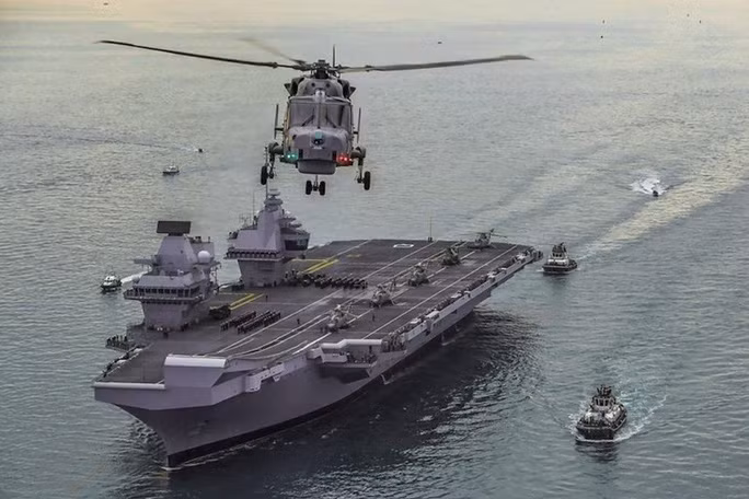 Nhóm tác chiến tàu sân bay Anh HMS Queen Elizabeth. Ảnh: Twitter Nhóm tác chiến tàu sân bay Anh HMS Queen Elizabeth. Ảnh: Twitter