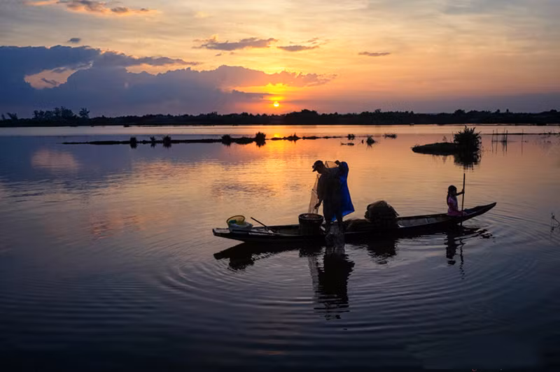 Khung cảnh hoàng hôn thanh bình ở Cồn Tộc. Ảnh: dulichvietnam