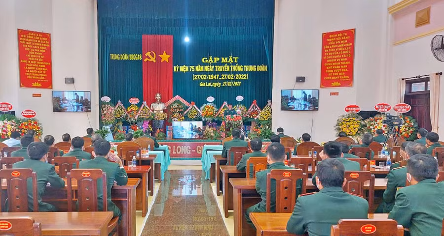 Quang cảnh buổi gặp mặt nhân kỷ niệm 75 năm Ngày truyền thống. Ảnh: Vĩnh Hoàng