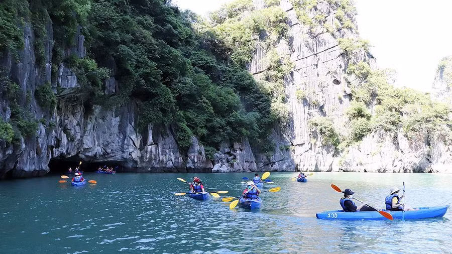 Ngành du lịch nóng lòng được tháo bỏ mọi rào cản để mở cửa trở lại từ ngày 15.3. Ảnh: Lã Nghĩa Hiếu