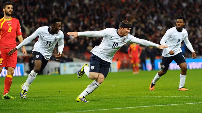 Rooney và các đồng đội sẽ nỗ lực để giành chiến thắng trước Uruguay Rooney và các đồng đội sẽ nỗ lực để giành chiến thắng trước Uruguay