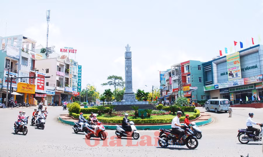 Ngã ba Diệp Kính (TP. Pleiku). Ảnh: Nguyễn Giác