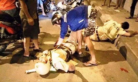 Một vụ chống người thi hành công vụ trước đó. 