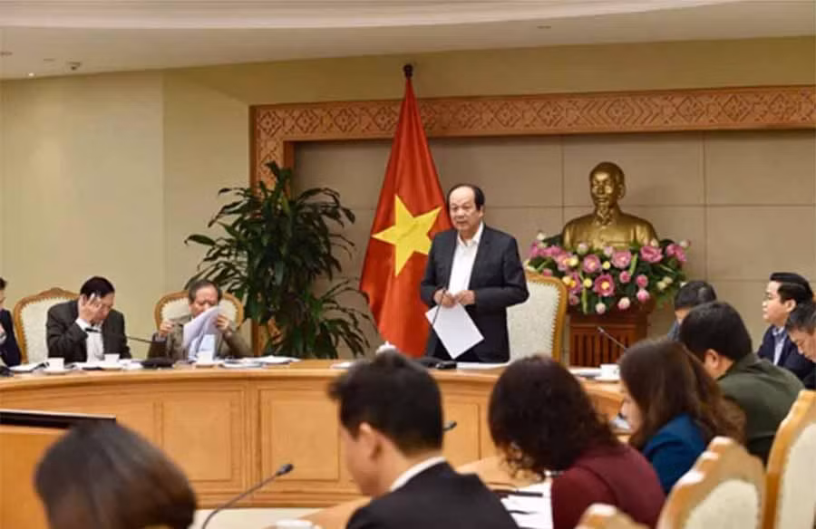 Bộ trưởng Mai Tiến Dũng chủ trì cuộc họp với các bộ vào ngày 13-12Ảnh: Minh Phong