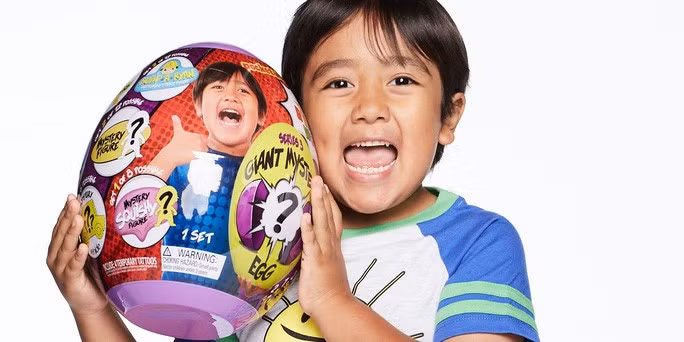 Youtuber "nhí" Ryan Kaji là người kiếm được nhiều tiền nhất trên Youtube năm 2019. Ảnh: Bonker Toys Youtuber