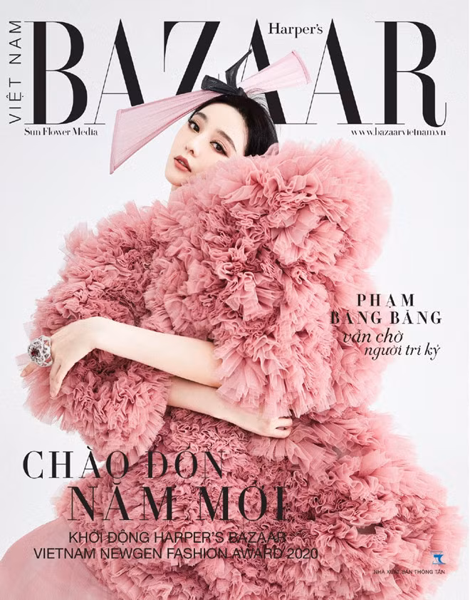Mỹ nhân hàng đầu Hoa ngữ ngọt ngào, xinh đẹp với chiếc váy hồng bồng bềnh và thần thái cuốn hút ở tuổi U.40 - ẢNH: HARPER'S BAZAAR