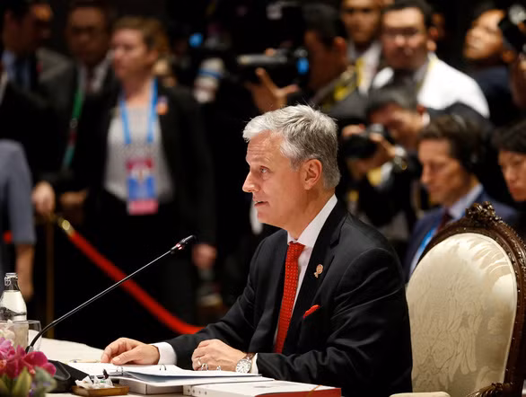  Ông Robert O'Brien phát biểu tại Hội nghị cấp cao Mỹ - ASEAN sáng 4-11 - Ảnh: REUTERS