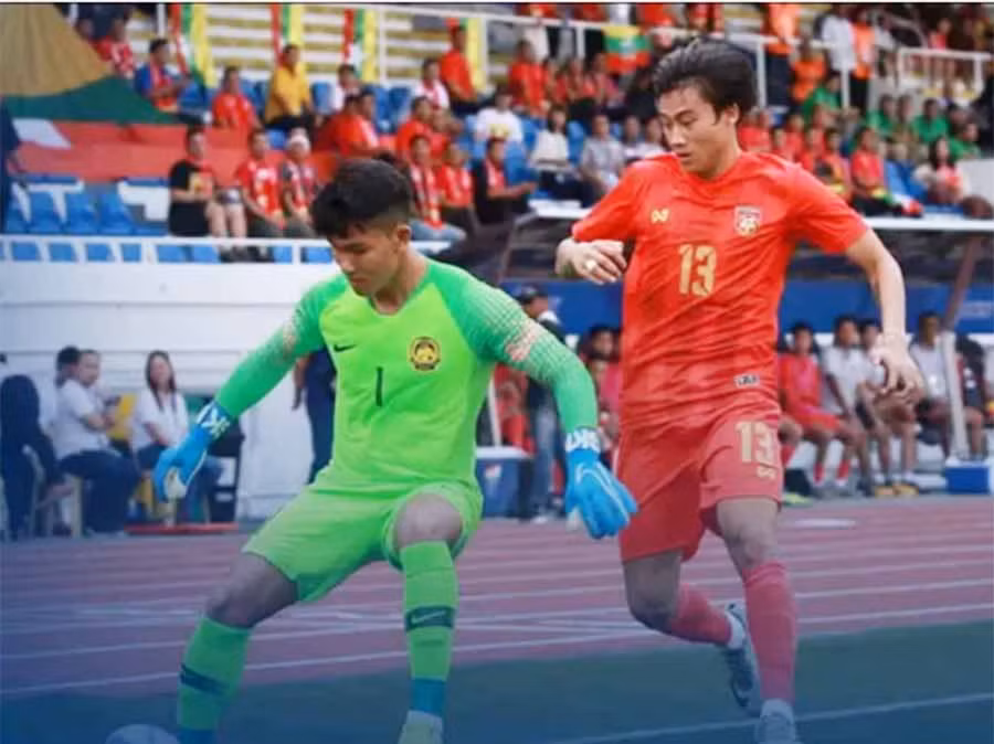 Đương kim á quân Malaysia cũng bị chia điểm ở trận xuất quân SEA Games 30