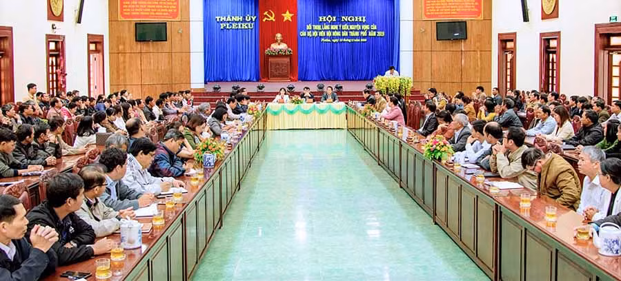 Quang cảnh buổi đối thoại. Ảnh: Đ.Y Quang cảnh buổi đối thoại. Ảnh: Đ.Y
