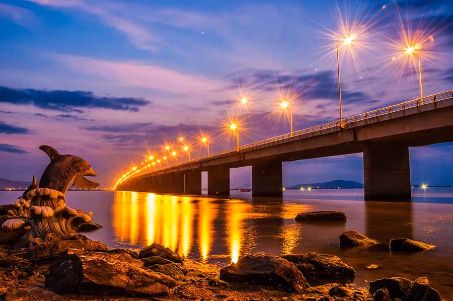  Cầu Thị Nại. Ảnh: T.Đ