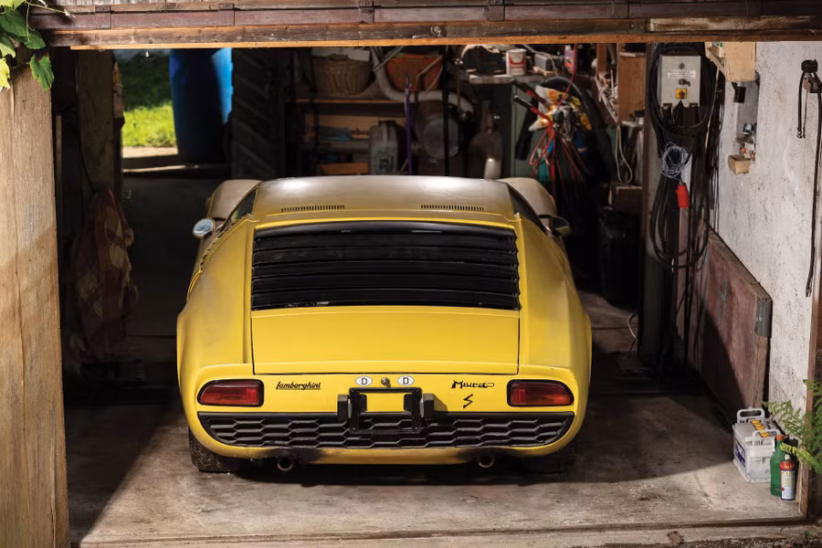  Chiếc Lamborghini Miura P400 S quý hiếm này vừa được bán với giá hơn 37 tỷ đồng.