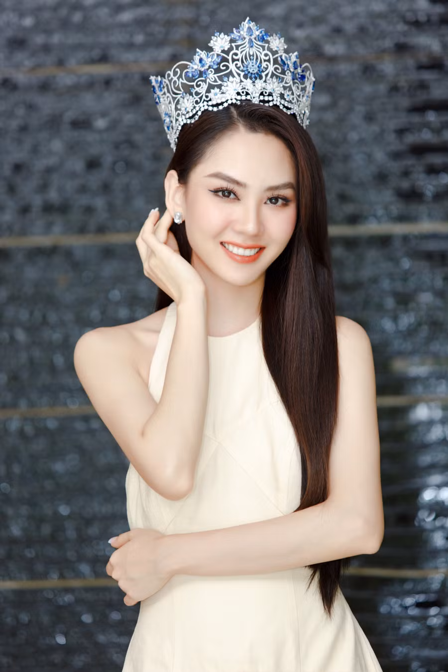 Hoa hậu Mai Phương luôn tích cực tham gia các công việc thiện nguyện. Ảnh: Sen Vàng. 