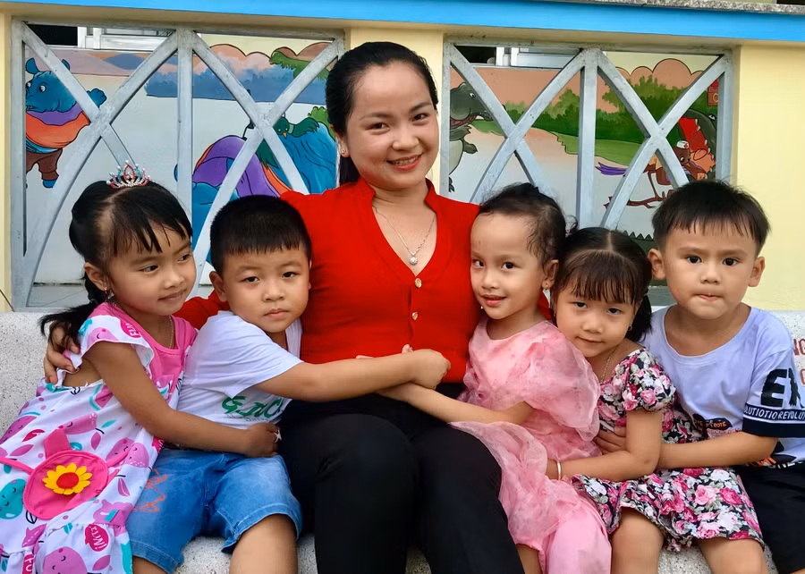 Cô An được nhiều học trò quý mến. Ảnh: Thanh Duy