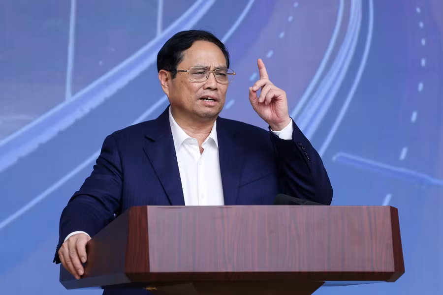 Thủ tướng Phạm Minh Chính phát biểu chỉ đạo tại phiên họp. Ảnh VGP/Nhật Bắc