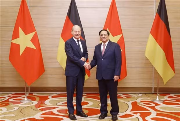  Thủ tướng Phạm Minh Chính và Thủ tướng Đức Olaf Scholz. (Ảnh: Lâm Khánh/TTXVN)