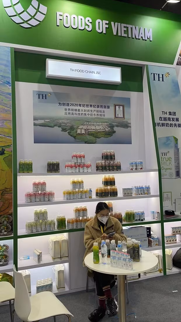 Một số gian hàng Việt Nam tại CIIE-5. (Ảnh: Thành Dương/Vietnam+) Một số gian hàng Việt Nam tại CIIE-5. (Ảnh: Thành Dương/Vietnam+)
