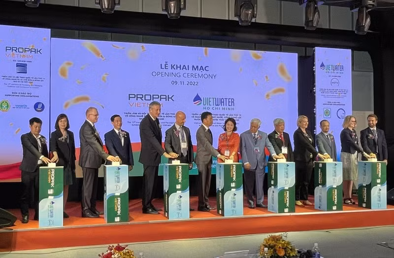 Khai mạc triển lãm ProPak Vietnam 2022 và Vietwater 2022. Khai mạc triển lãm ProPak Vietnam 2022 và Vietwater 2022.