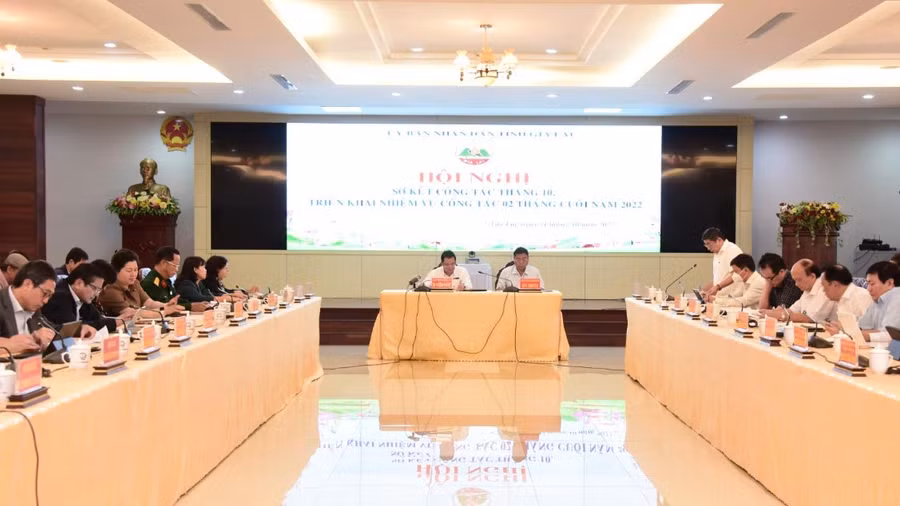 Quang cảnh hội nghị sơ kết công tác tháng 10. Ảnh: Đức Thụy