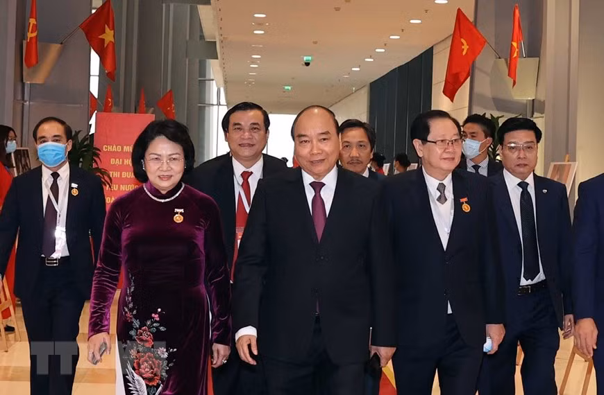 Thủ tướng Nguyễn Xuân Phúc, Chủ tịch Hội đồng Thi đua- Khen thưởng Trung ương và các đại biểu dự Lễ khai mạc. (Ảnh: Thống Nhất/TTXVN)