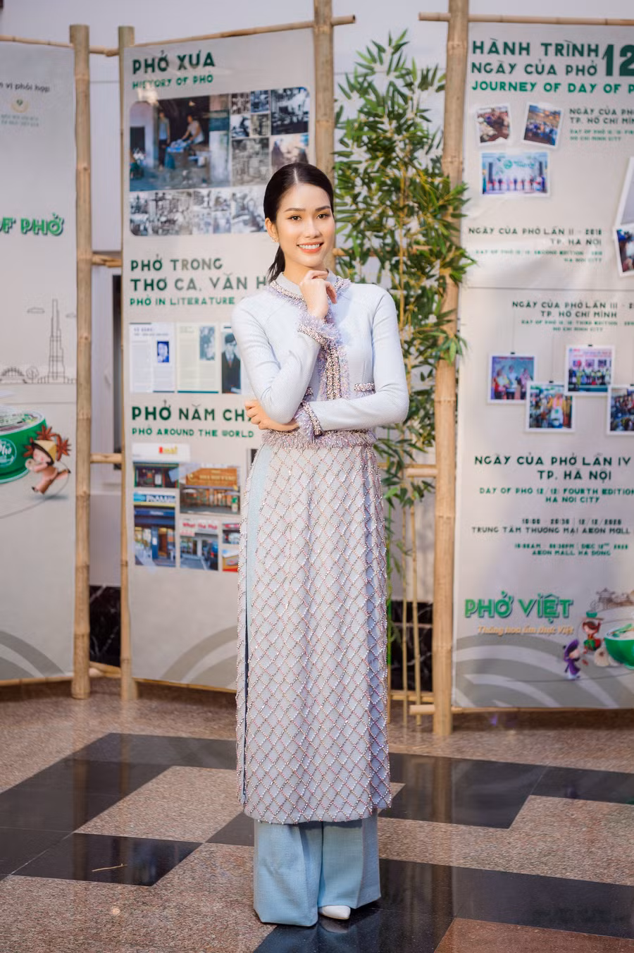 Người đẹp thừa nhận cảm xúc hồi hộp và hứng khởi khi có cơ hội được thử sức trong vai trò hoàn toàn mới này.