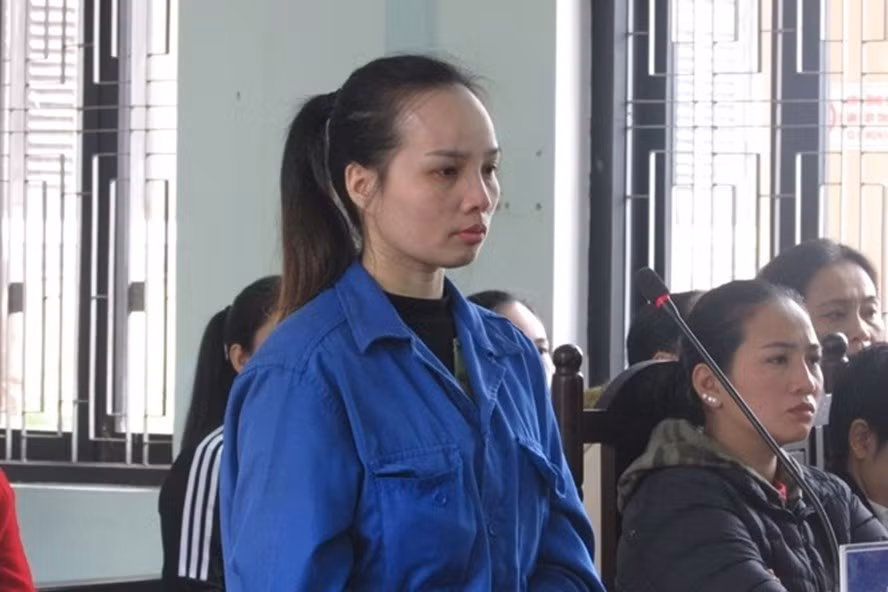  Bị cáo Trần Thị Như Ý tại phiên xét xử. Ảnh: CA.