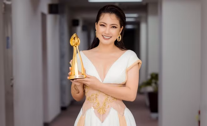 Ngọc Lan chia sẻ giải thưởng là động lực để cô cố gắng hơn nữa trong thời gian tới ẢNH: THÀNH ĐẠT