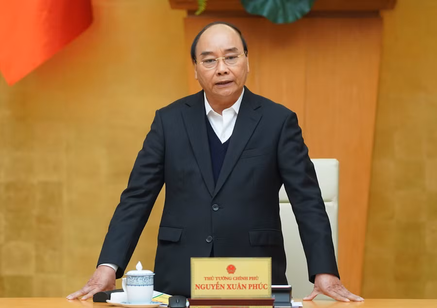  Thủ tướng Nguyễn Xuân Phúc: Tạm dừng các chuyến bay thương mại. Ảnh VGP/Quang Hiếu