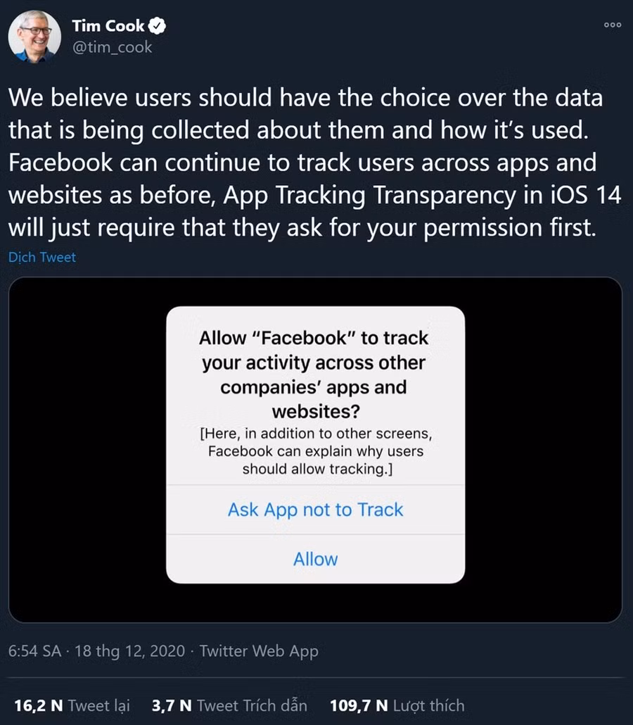 Trên trang Twitter của mình, CEO của Apple tiếp tục bảo vệ quan điểm về yêu cầu Facebook phải minh bạch trong việc thu thập dữ liệu cá nhân của người dùng. Ảnh chụp màn hình