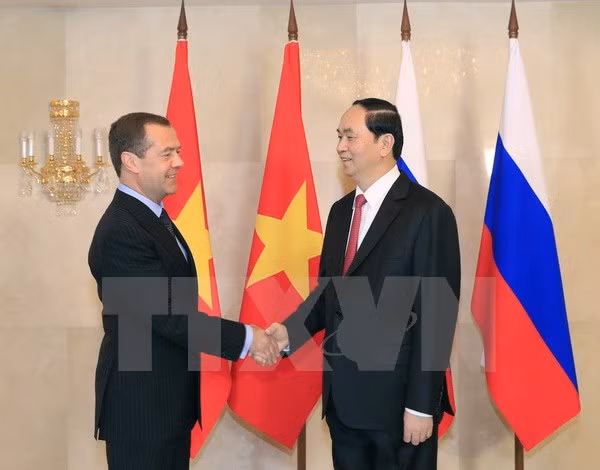 Chủ tịch nước Trần Đại Quang hội kiến Thủ tướng Chính phủ Liên Nga D. Medvedev.