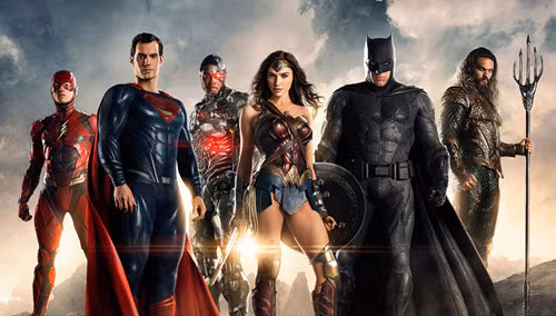 Wonder Woman sẽ sớm tái ngộ cùng với những siêu anh hùng khác thuộc team Vũ trụ điện ảnh DC trong phim mới nhất Justice League dự kiến ra mắt tháng 11 tới