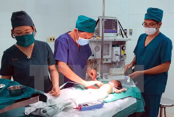 Bé N.B.P.T được điều trị tại Bệnh viện Nhi đồng Đồng Nai.