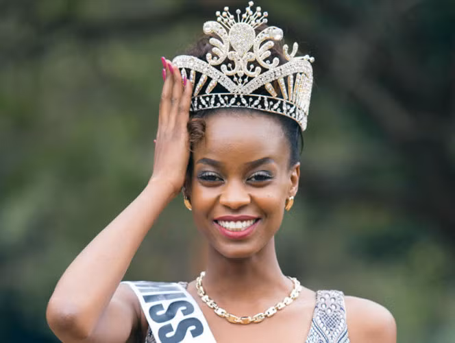 Hoa hậu Thế giới Kenya 2016 - Evelyn Njambi cũng được vinh danh là Hoa hậu nhân ái của cuộc thi. Cô xuất thân là người mẫu và hoạt động nhiều năm trong giới giải trí. Hoa hậu Thế giới Kenya 2016 - Evelyn Njambi cũng được vinh danh là Hoa hậu nhân ái của cuộc thi. Cô xuất thân là người mẫu và hoạt động nhiều năm trong giới giải trí.