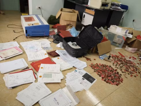 Tang vật vụ án. Tang vật vụ án.