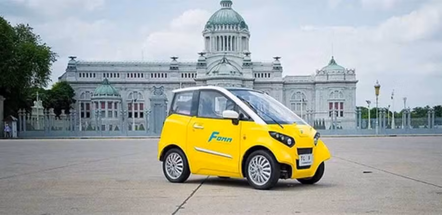 Một trong khả năng nổi trội của chiếc xe điện nay là khả năng lội nước.