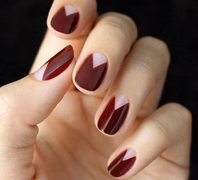 Màu đỏ rượu, đỏ ruby chính là 'đại diện' của tính cách sôi nổi, tràn đầy năng lượng ở các cô gái Bạch Dương.