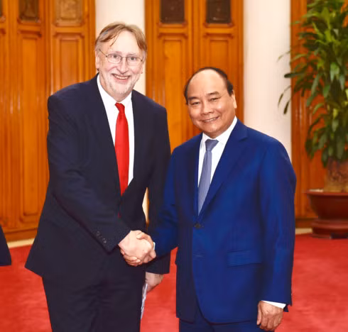 Thủ tướng Nguyễn Xuân Phúc tiếp Chủ tịch INTA, ông Bernd Lange. (Ảnh: VGP/Nhật Bắc) Thủ tướng Nguyễn Xuân Phúc tiếp Chủ tịch INTA, ông Bernd Lange. (Ảnh: VGP/Nhật Bắc)